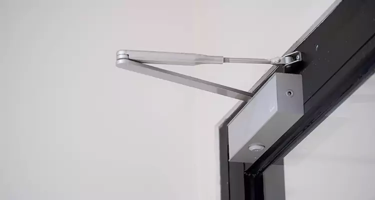 Screen Door Closer Installation in Pinewood, FL