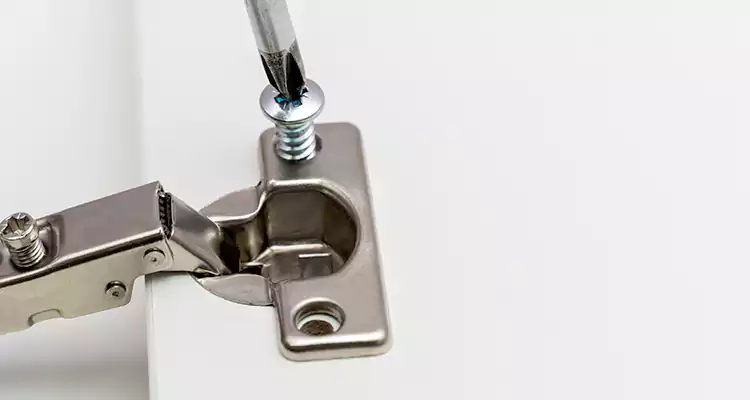 Screen Door Hinge Repair in Pinewood, FL