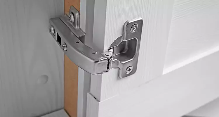 Shower Door Hinge Replacement in Pinewood, FL