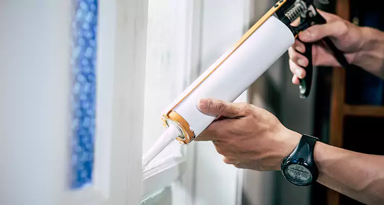 Windows Leaking Air Repair in Pinewood, FL