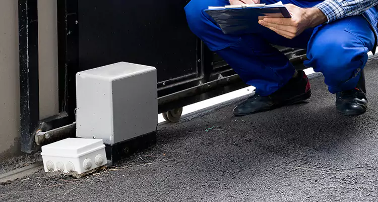 Genie Garage Door Sensor Replacement in Pinewood, FL