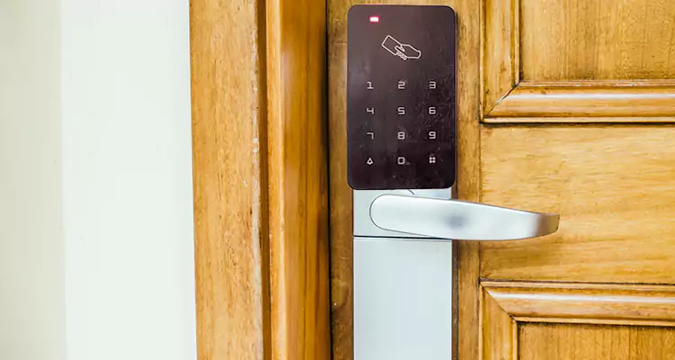 Keyless Hotel Door Locks Repair in Pinewood, FL